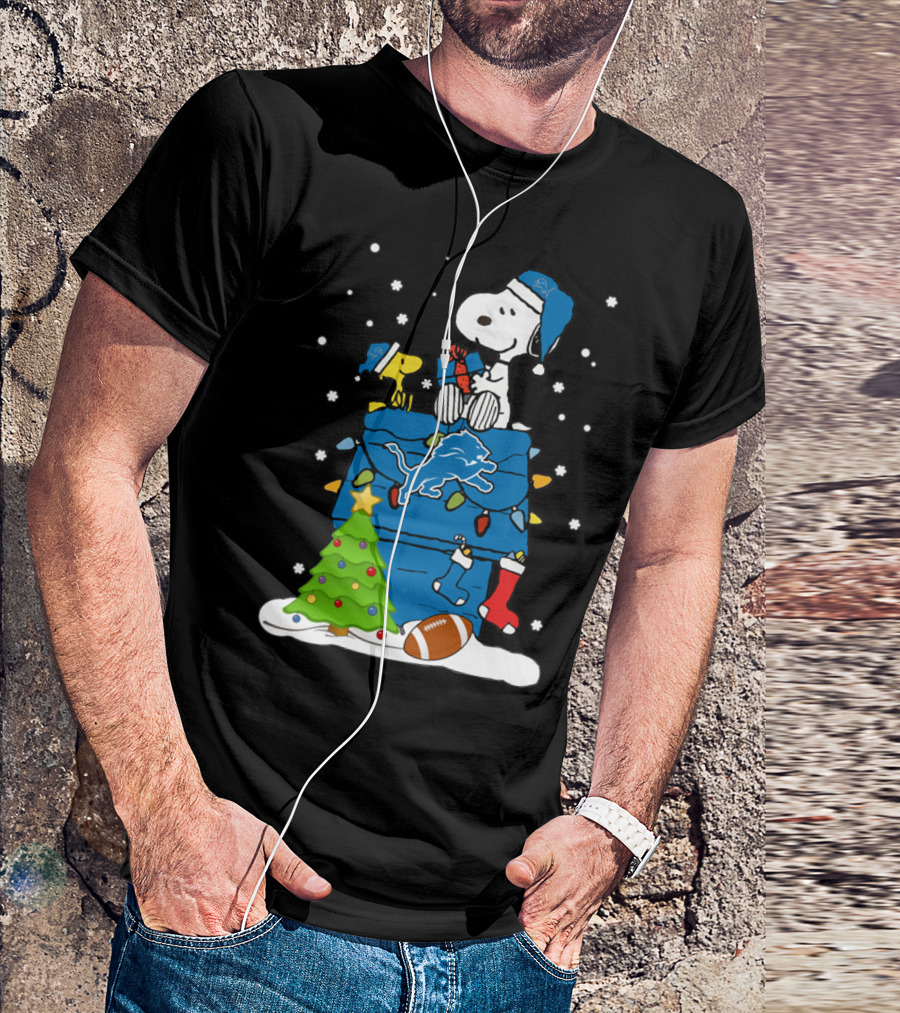 Detroit Lions Snoopy Christmas Football House With Tree And Stockings T-Shirt