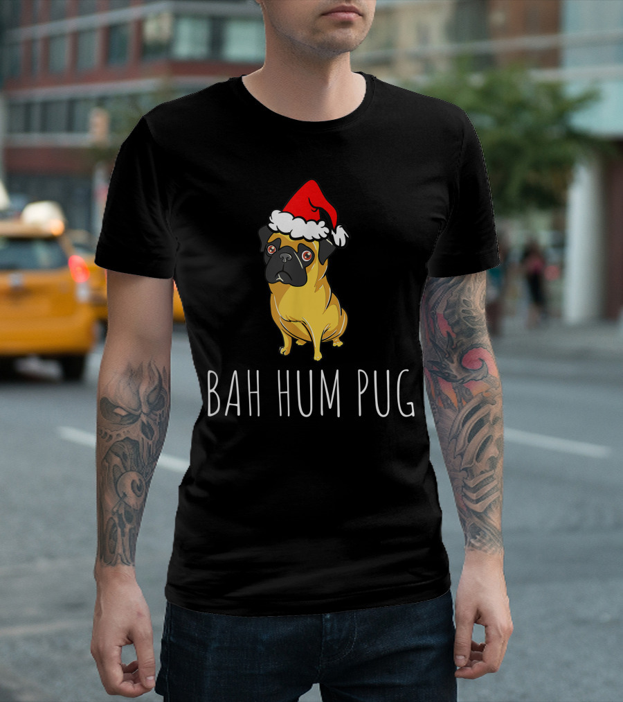 Bah Hum Pug Funny Pug Christmas Santa Hat T-Shirt