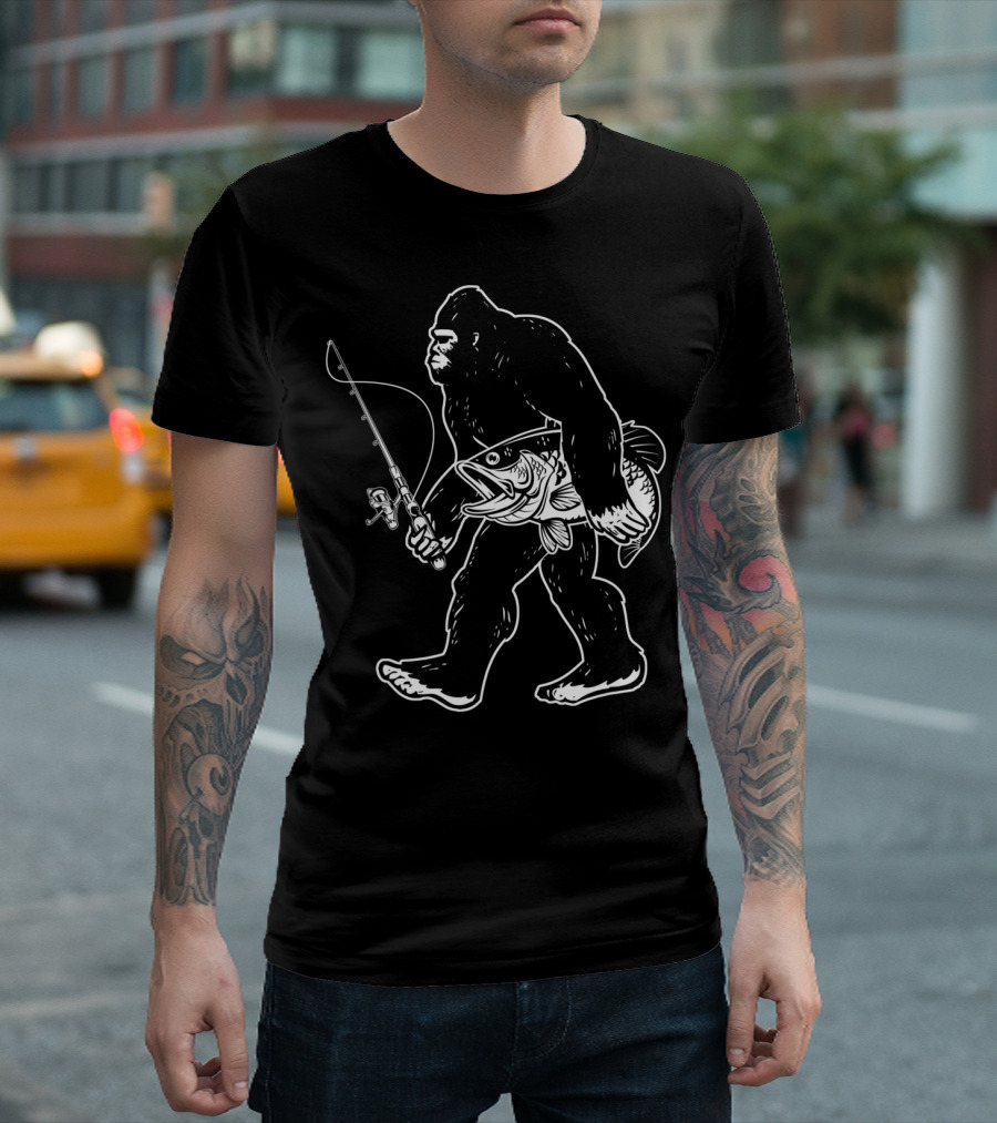 Bigfoot Bass Fishing Gear Sasquatch Holding Fish and Fishing Rod T-Shirt