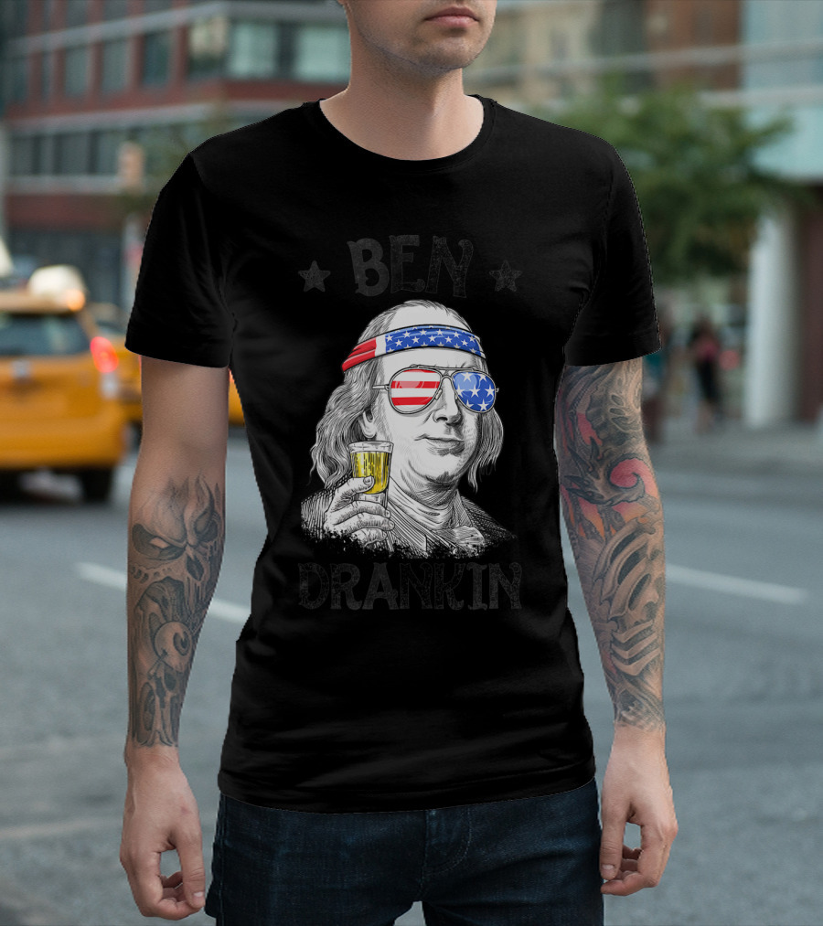 Ben Drankin Patriotic 4th Of July Benjamin Franklin With Beer And American Flag Accessories T-Shirt