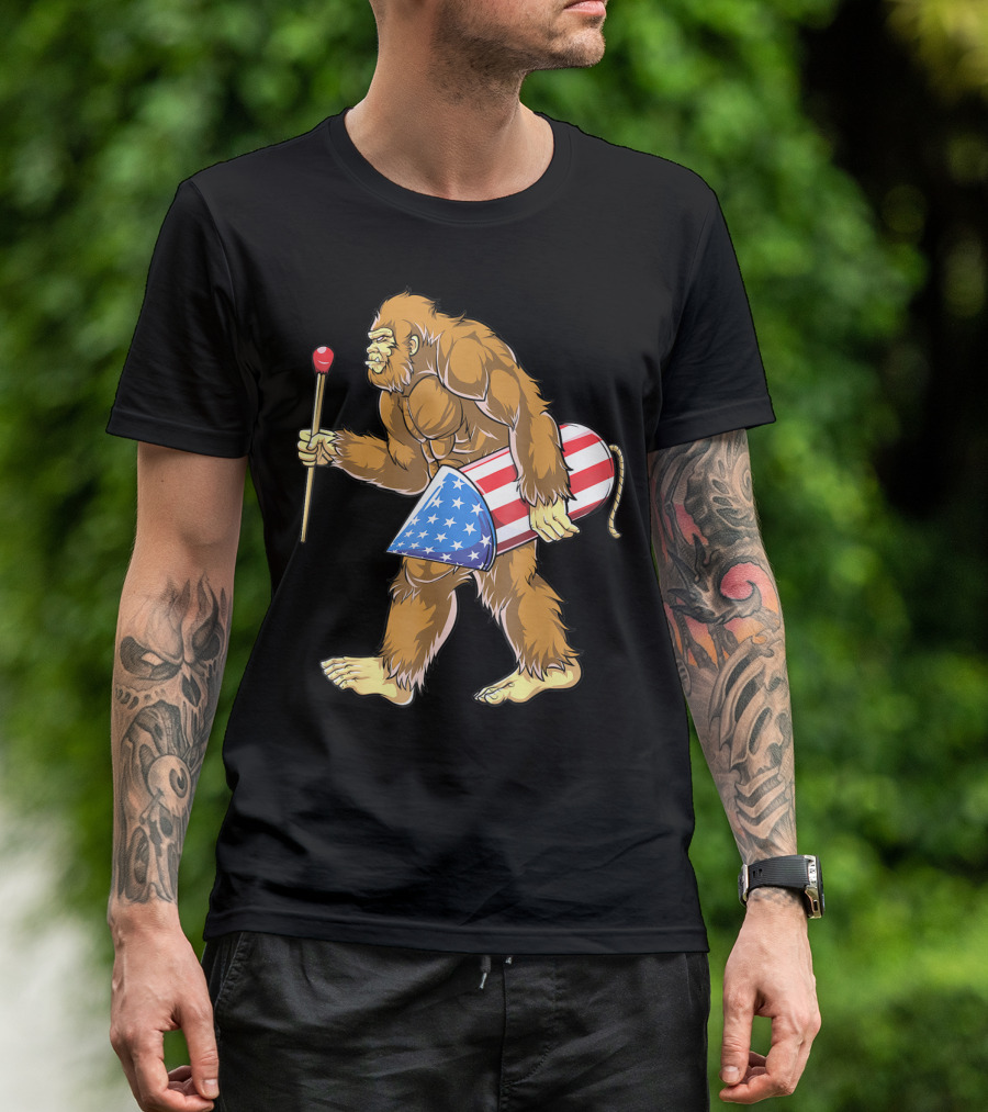 Bigfoot Sasquatch Fireworks 4th Of July Patriotic T-Shirt