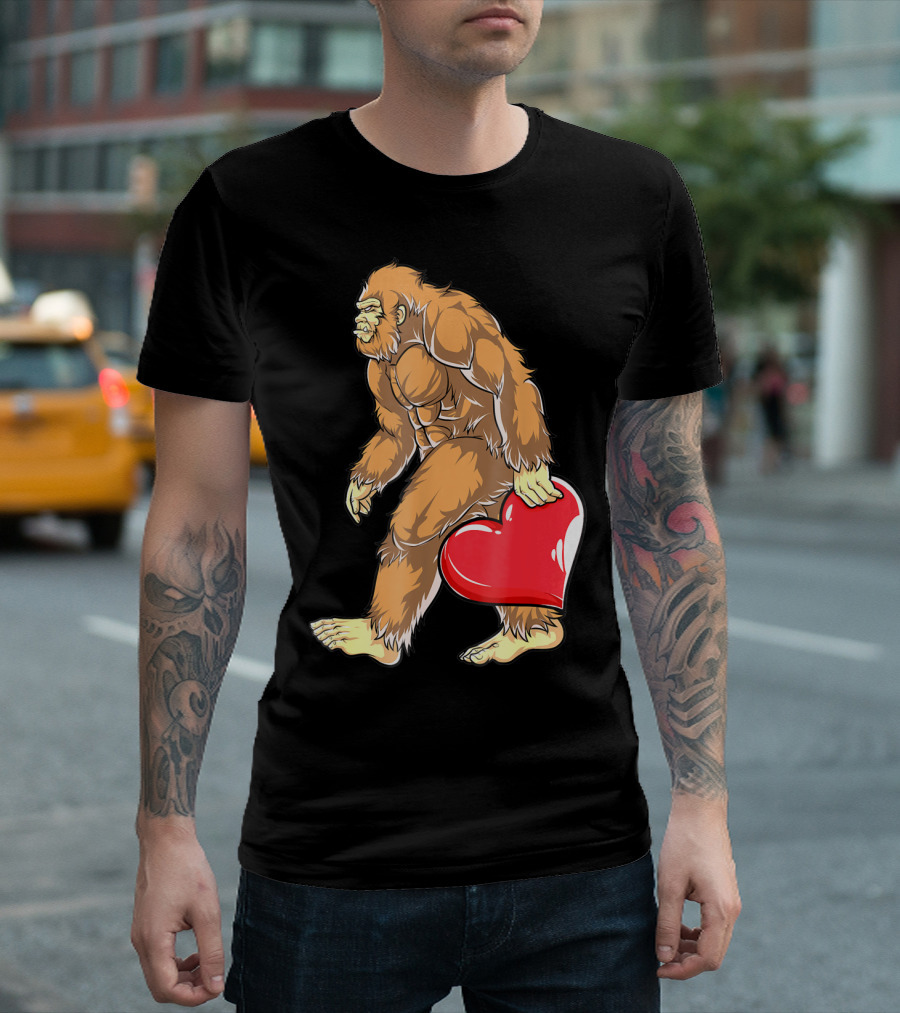 Valentine's Day Bigfoot Holding Heart Sasquatch Love for Men T-Shirt