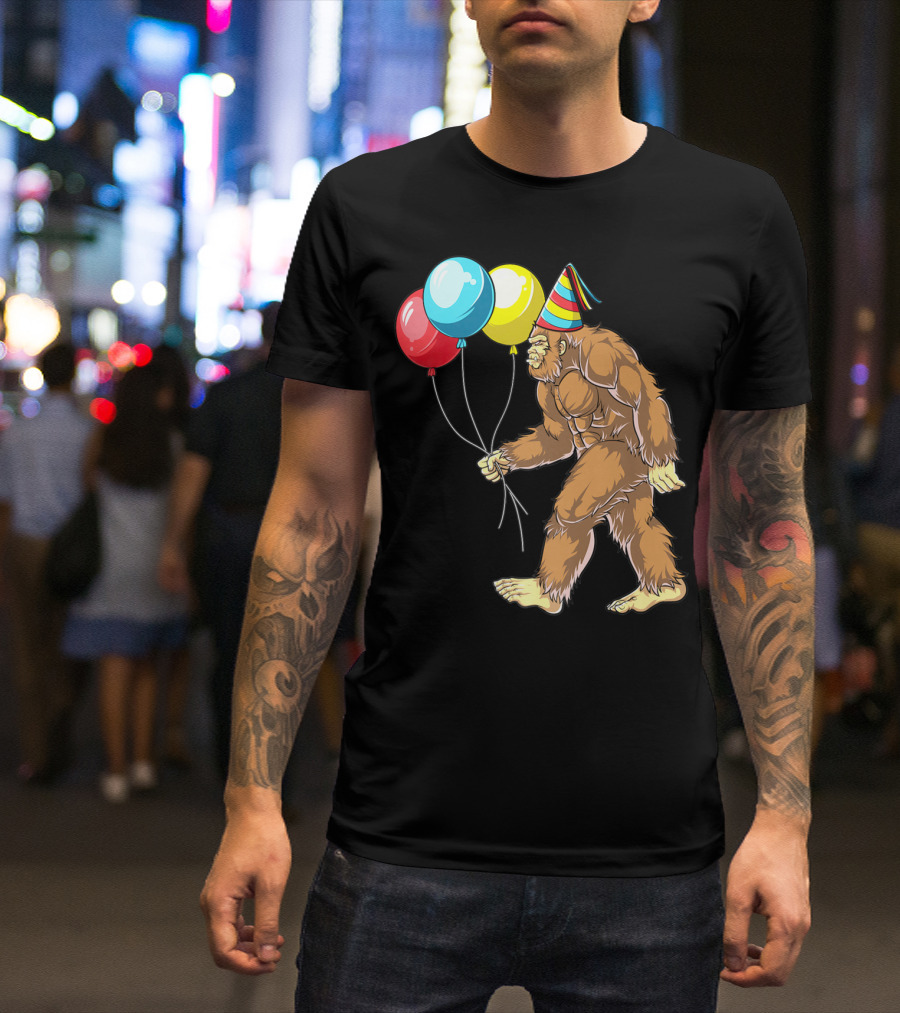 Bigfoot It's My Birthday Kids Boys Sasquatch Party With Balloons And Party Hat T-Shirt