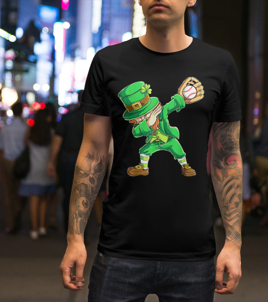 Dabbing Leprechaun Holding Baseball Glove T-Shirt