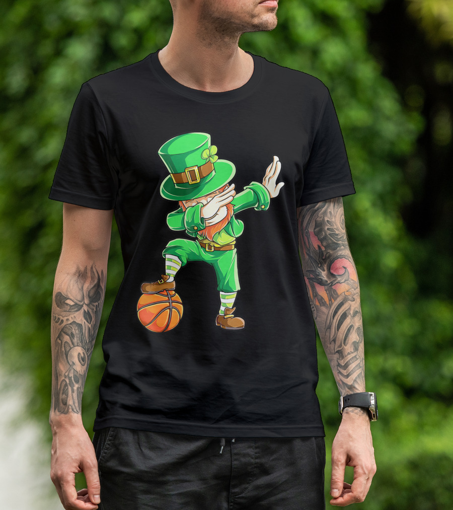 Dabbing Leprechaun On Basketball St. Patrick's Day Fun T-Shirt