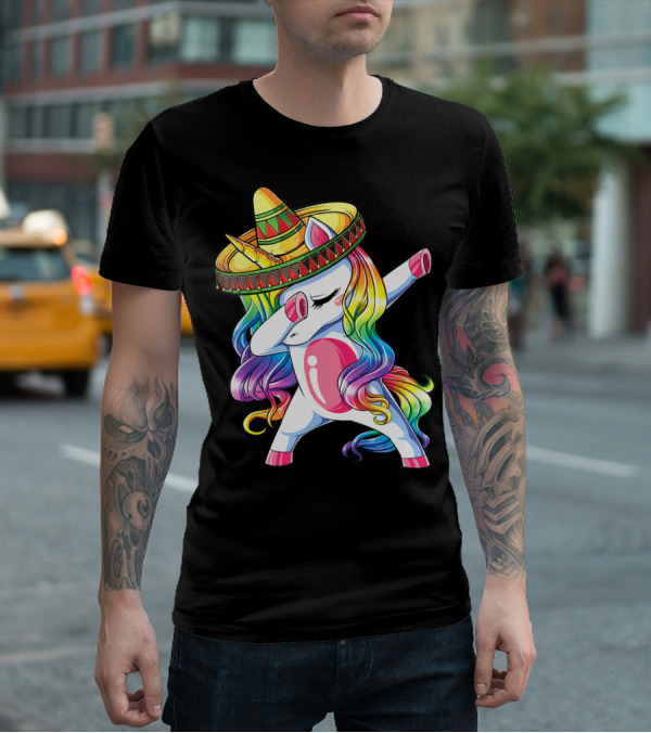 Funny Dabbing Unicorn Rainbow Sombrero Cinco De Mayo Women T-Shirt