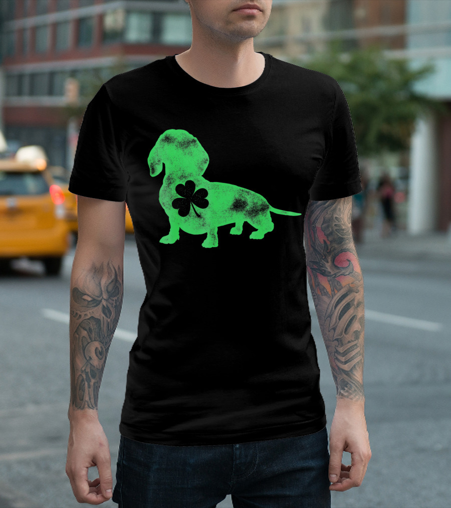 Dachshund Shamrock St Patricks Day Dog Lover Men T-Shirt