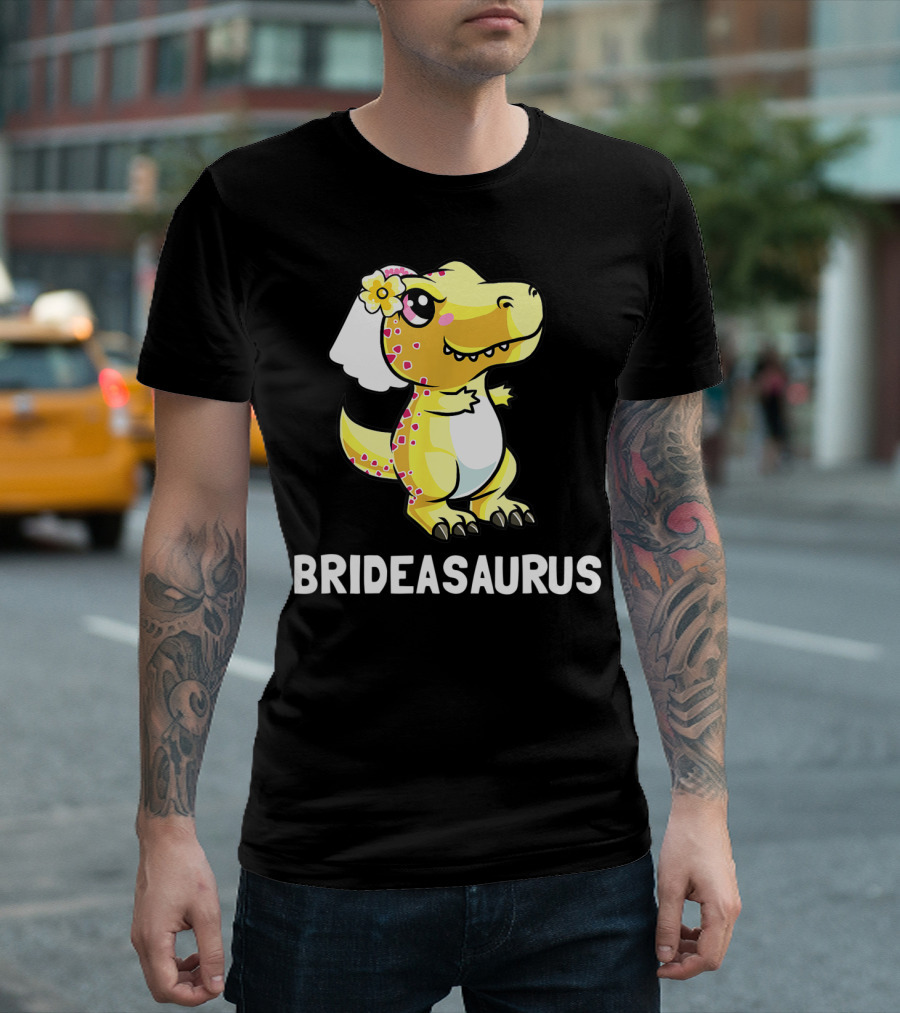 Bridesaurus Dinosaur Wedding Bride in Veil T-Shirt