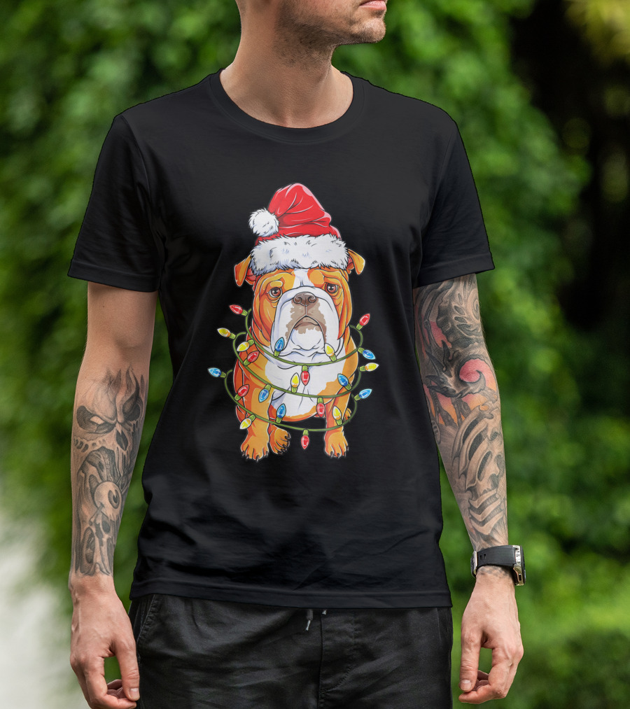English Bulldog Santa Hat Wrapped In Christmas Lights Holiday Festive Fun T-Shirt