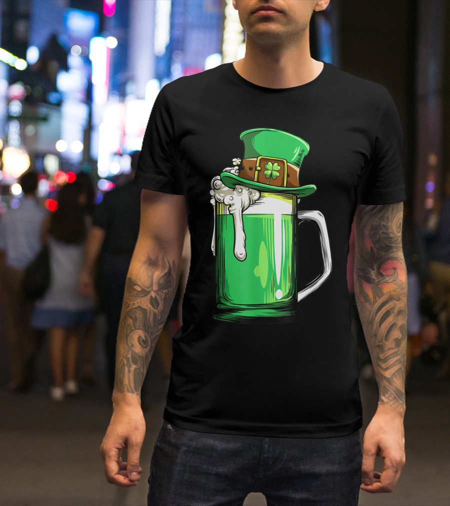 Green Beer Mug Leprechaun Hat St Patricks Day Men Drinking T-Shirt
