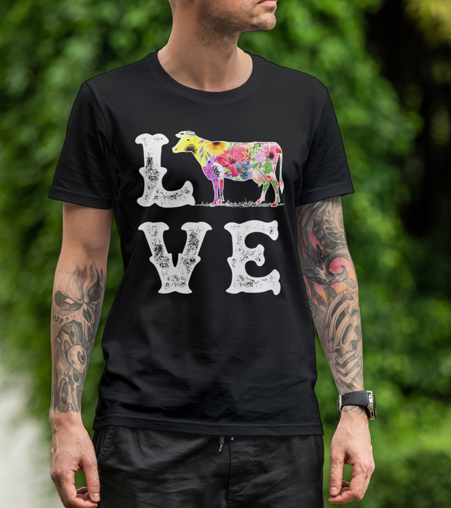 LOVE I Love Cows Funny Cow Lover Women Men Dairy Farmer Farm T-Shirt