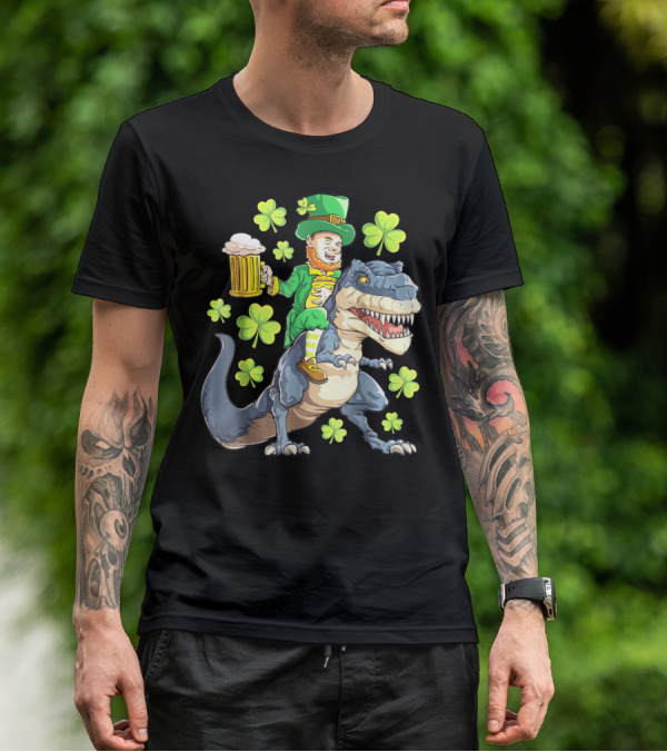 St Patricks Day Leprechaun Riding Dinosaur With Shamrocks And Beer T-Shirt