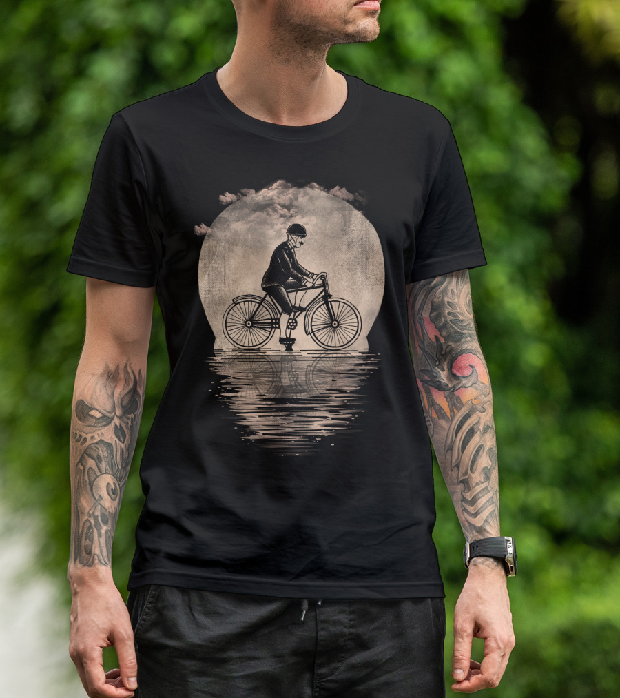 Live To Ride Cloudy Reflection Vintage Cyclist T-Shirt
