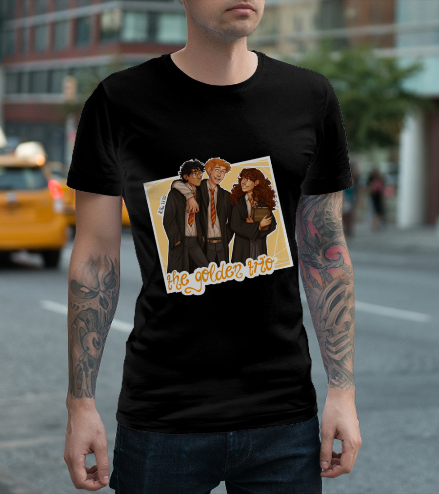 The Golden Trio: Ron, Hermione, And Harry In School Robes T-Shirt