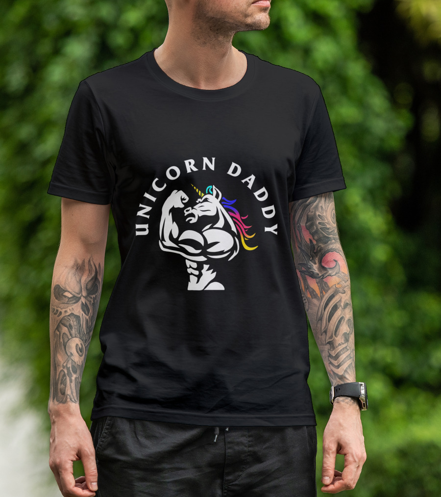 Unicorn Daddy Muscle Flexing Weight Lifting T-Shirt