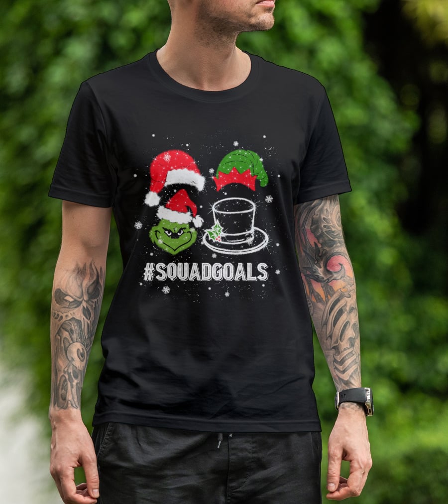 Christmas #SquadGoals Grinch Santa Elf Top Hat Snowflakes T-Shirt