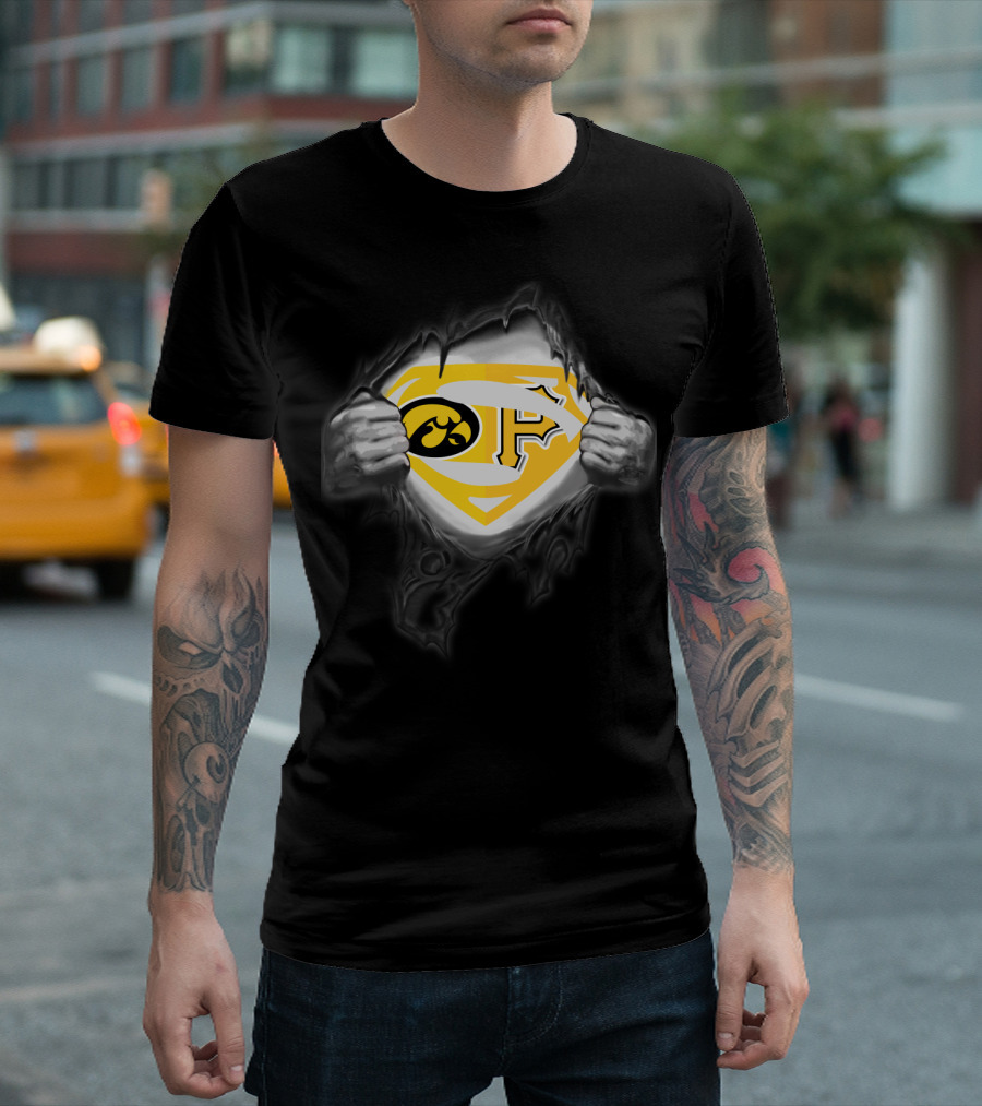 Hawkeyes Pittsburgh Pirates Superman Logo Fusion T-Shirt