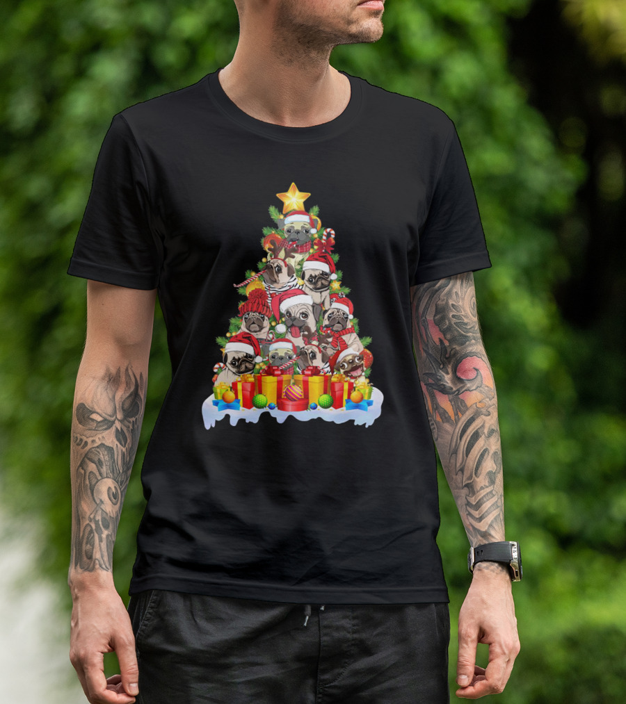 Pug Christmas Tree With Santa Hats And Presents T-Shirt