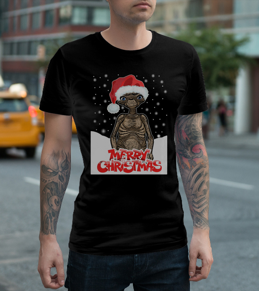 Merry Christmas ET The Extra Terrestrial Santa Hat Snowflakes T-Shirt