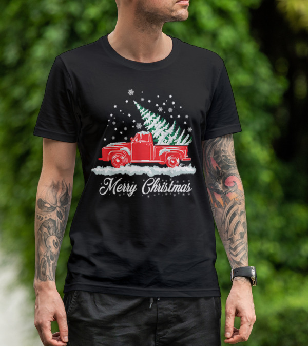 Merry Christmas Classic Old Red Truck With XMAS Tree Snowflakes T-Shirt