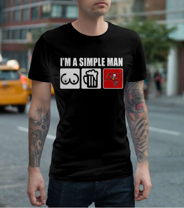 I'M A SIMPLE MAN BUCS PIRATE FLAG BEER MUG ICONS T-Shirt