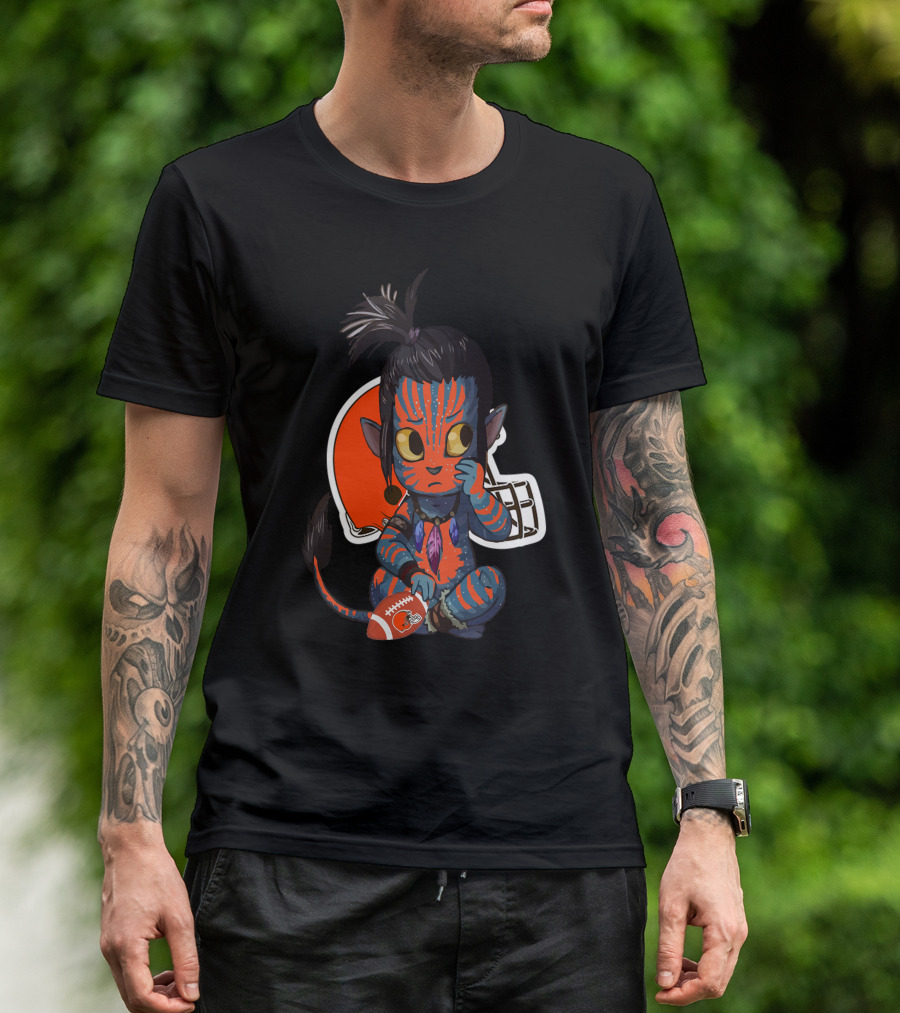 AVATAR BROWNS ALIEN CREATURE WITH FOOTBALL AND HELMET T-Shirt