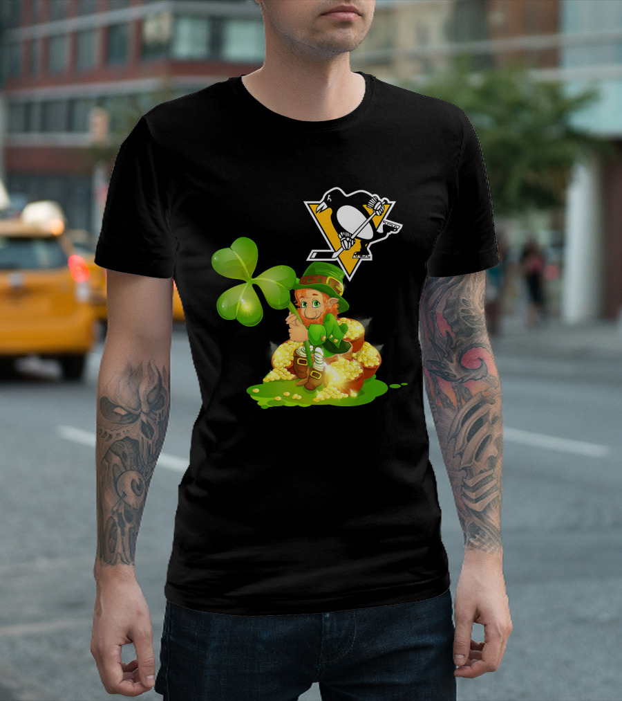 Pittsburgh Penguins St. Patrick's Day Lucky Leprechaun Hockey Shamrock Gold T-Shirt