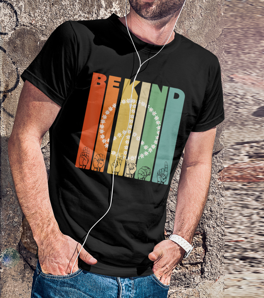 Be Kind Daisy Peace Sign Vintage I Choose Retro Hand Gesture T-Shirt