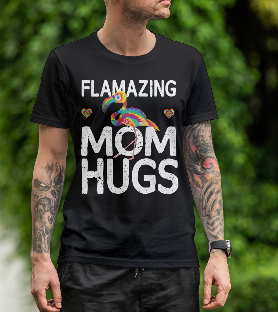 FLAMAZING MOM HUGS Colorful Rainbow Flamingo Hearts T-Shirt