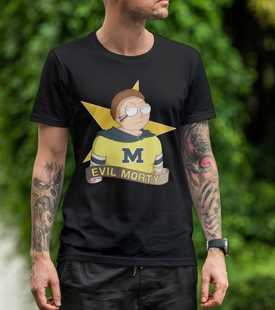 Evil Morty M Star Patch And Scroll Banner T-Shirt