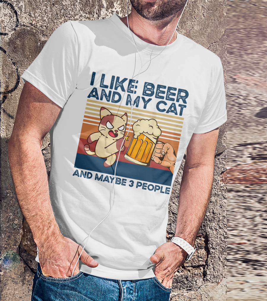 I Like Beer And My Cat And Maybe 3 People Vintage Style Retro Cat Lover T-Shirt