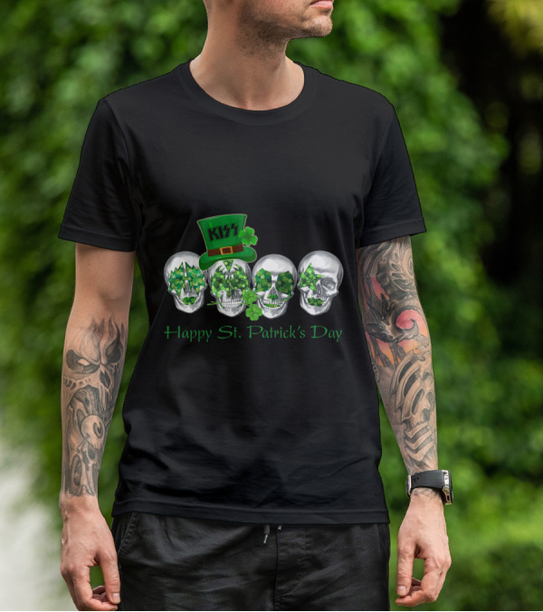 Happy St. Patrick's Day Kiss Skull Clover帽子 T-Shirt