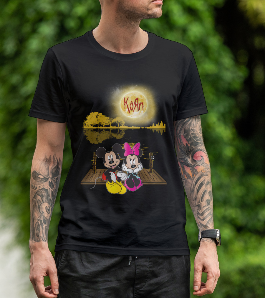 Korn Mickey And Minnie Dock Moon Scene T-Shirt