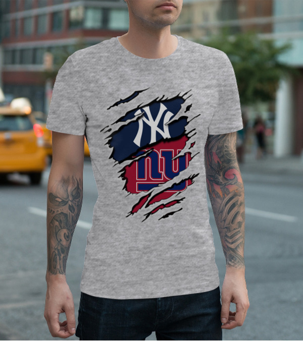 Yankees Giants Logo Blend T-Shirt