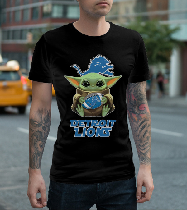 Detroit Lions Baby Yoda Football Fanart T-Shirt