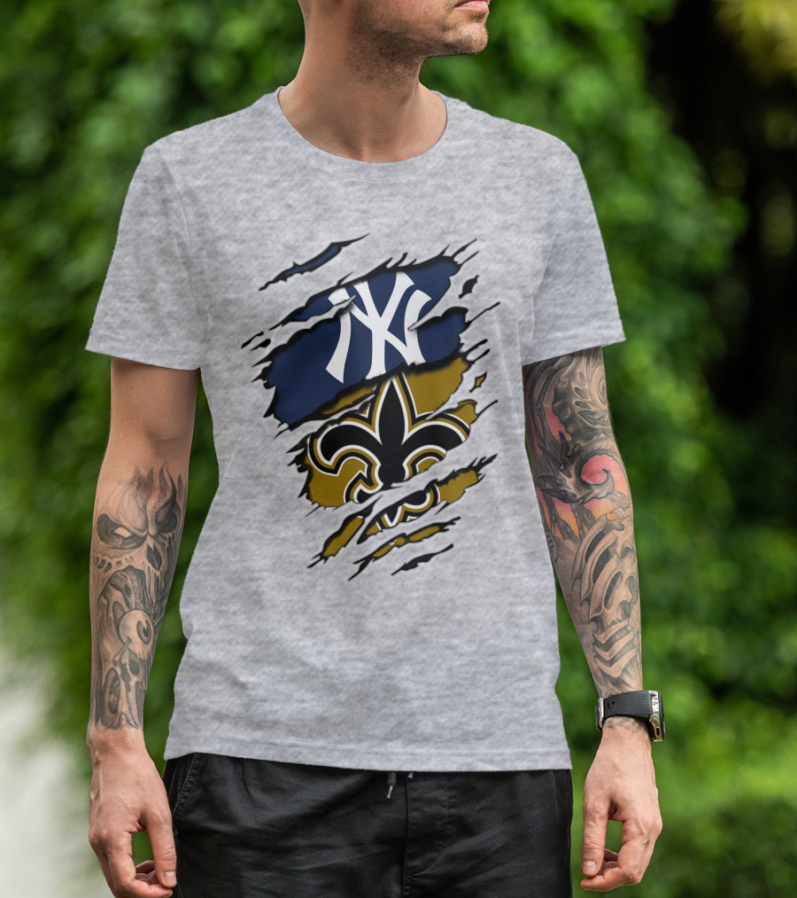 Yankees Saints Fleur-de-Lis Ripped T-Shirt