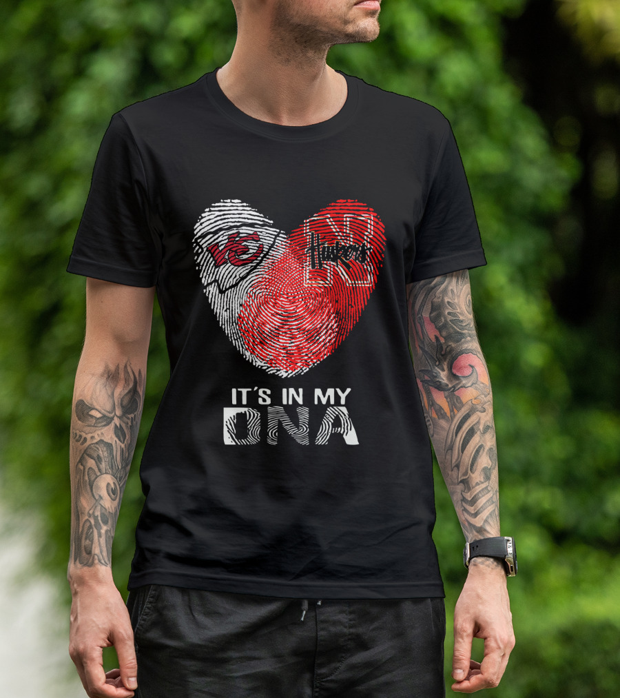 Chiefs Huskers It's In My DNA Fingerprint Heart T-Shirt