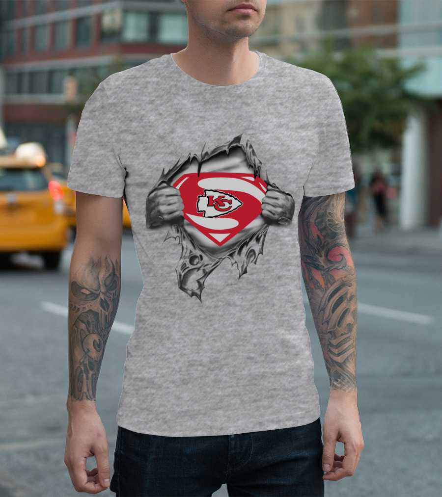Kansas City Chiefs Superman Logo Reveal T-Shirt