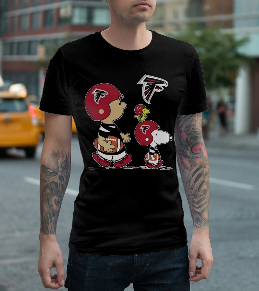 Falcons Snoopy Charlie Woodstock Football Team Gear T-Shirt
