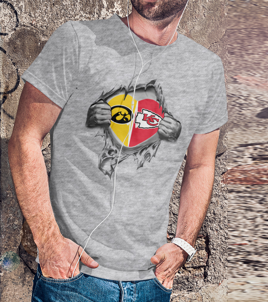 Iowa Hawkeyes And Kansas City Chiefs Heart In My Heart T-Shirt