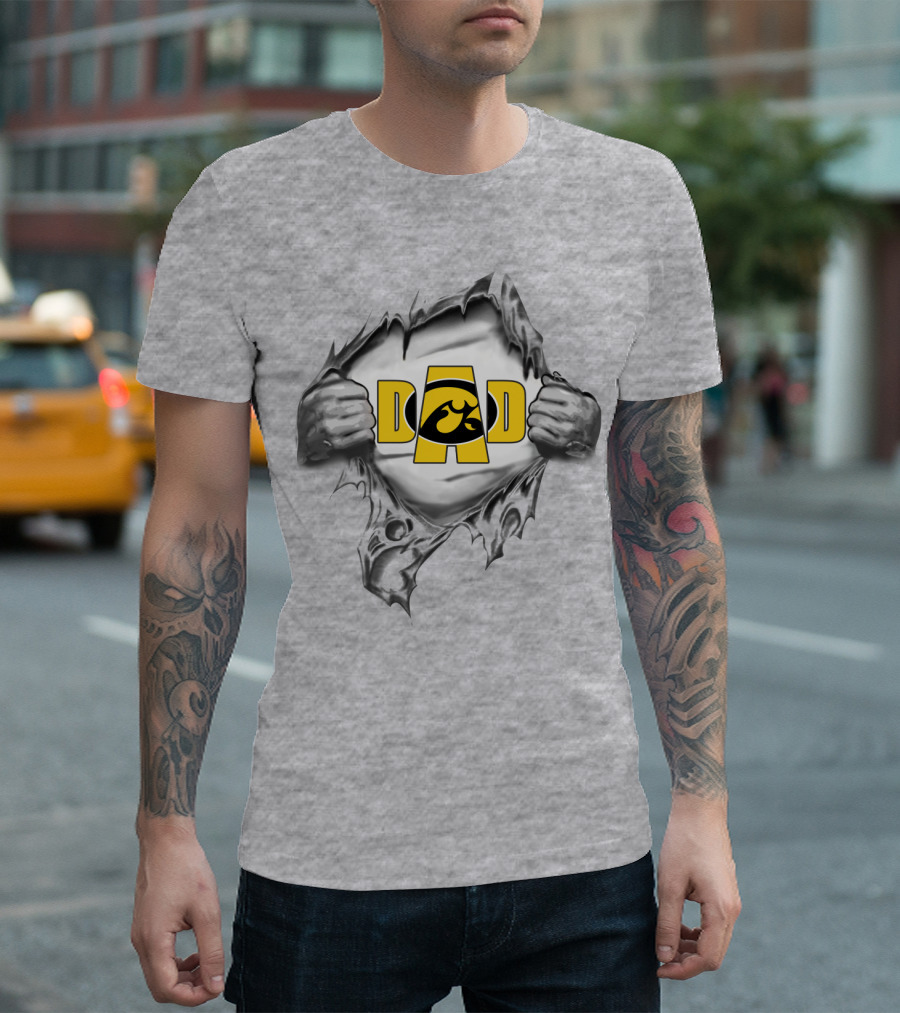 Iowa Hawkeyes Dad Black and Gold T-Shirt