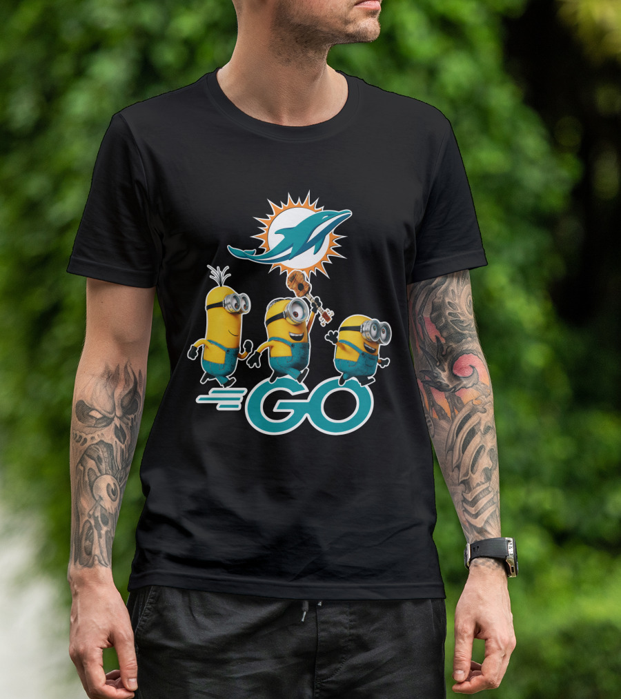 Minions Go Miami Dolphins Football Fun T-Shirt