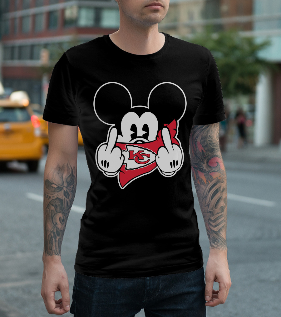 Kansas City Chiefs Mickey Mouse Bandana Gesture T-Shirt