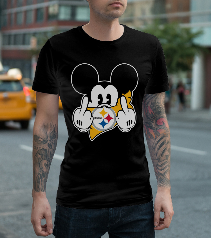 Steelers Logo With Character Giving Middle Finger T-Shirt