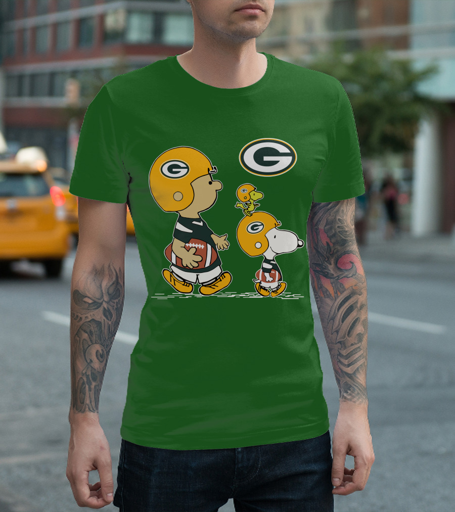 Packers Charlie Brown Snoopy Woodstock Football Helmet T-Shirt