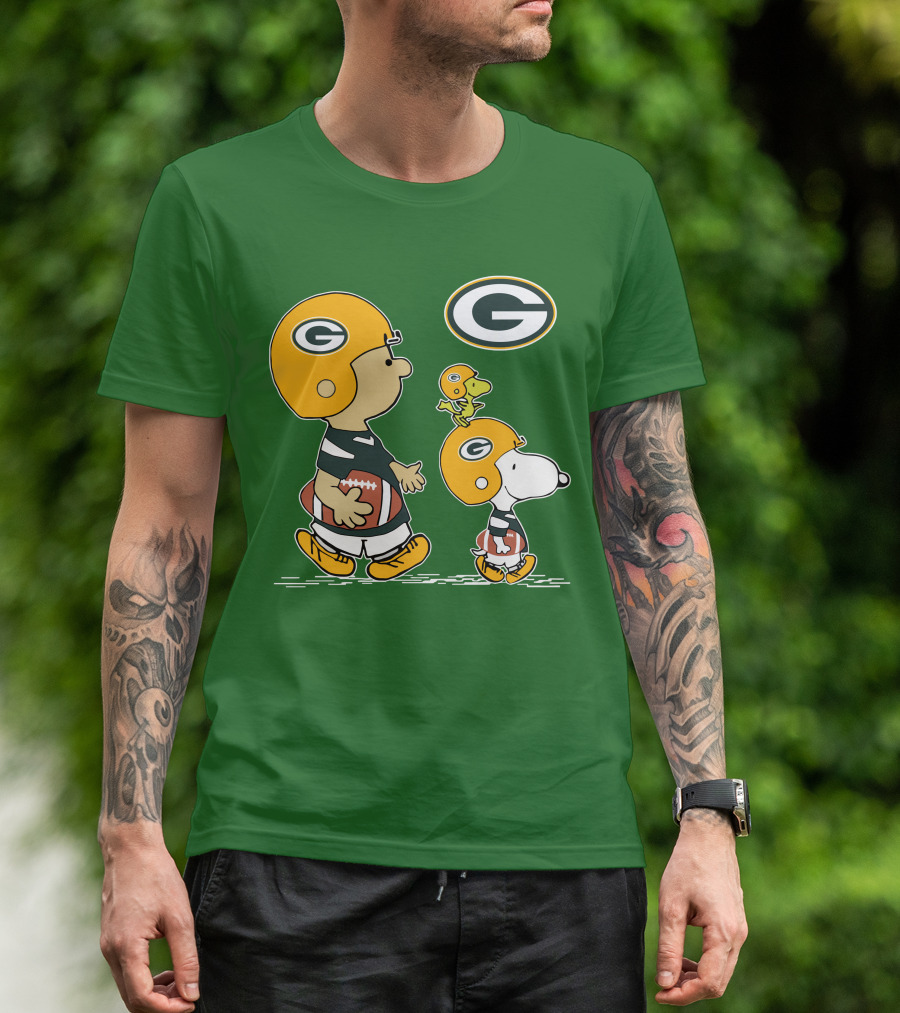 Packers Charlie Brown Snoopy Woodstock Football Helmet T-Shirt