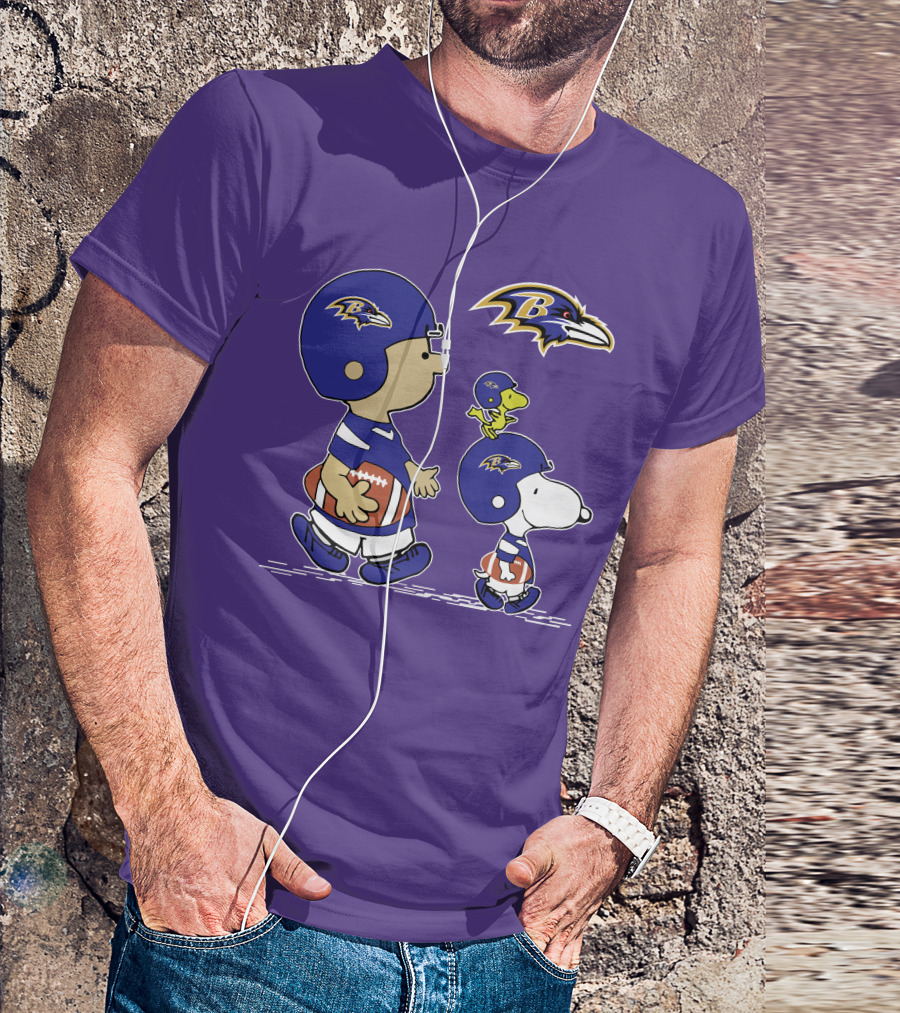 Baltimore Ravens Peanuts Snoopy And Woodstock Football T-Shirt