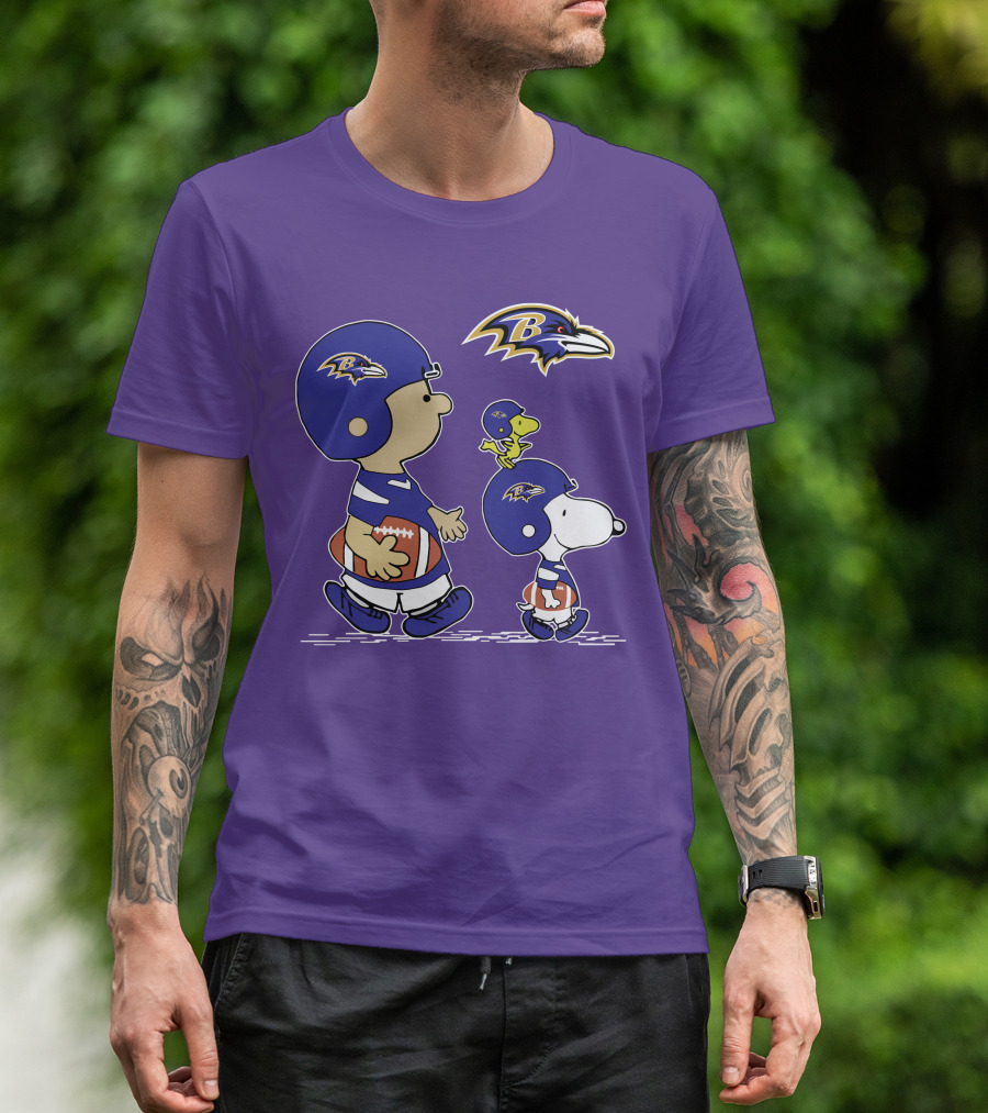 Baltimore Ravens Peanuts Snoopy And Woodstock Football T-Shirt