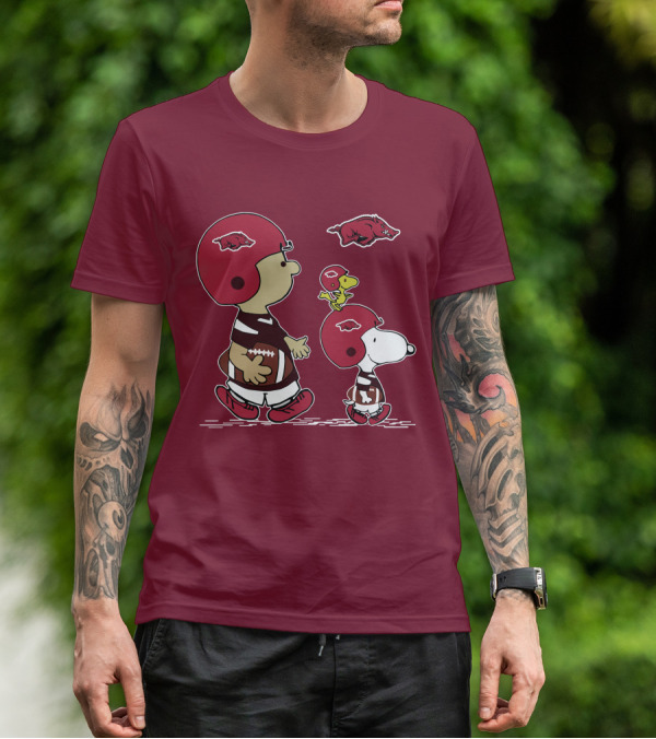 Arkansas Razorbacks Snoopy Football Peanuts Characters With Helmets T-Shirt