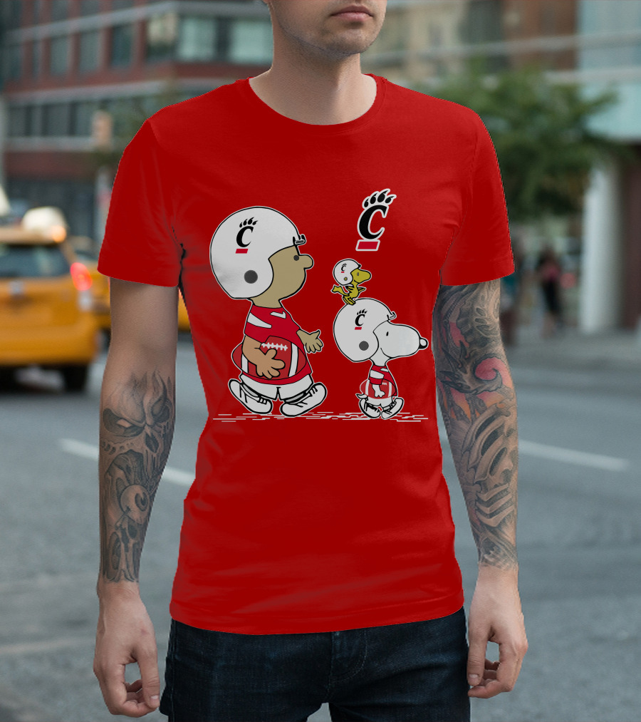 Cincinnati Bearcats Football Snoopy and Woodstock Game Day T-Shirt